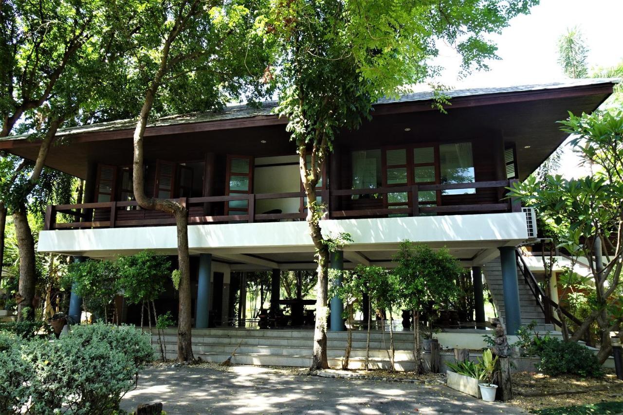 West Wonder Riverside Resort Kanchanaburi Exterior photo